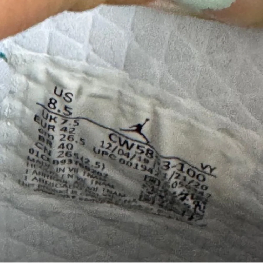 Jordan 1‎ Mid Pregame Pack Mindfulness Luka Doncic Size 8.5